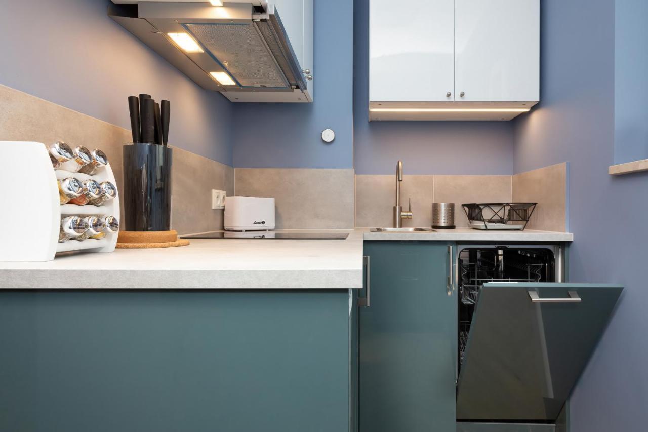 Apartments Warsaw Nowowiejska By Noclegi Renters エクステリア 写真